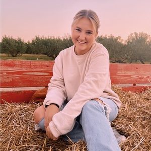 Meet your Posher, Maddy